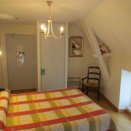 Le Relais De La Tour Hotell Capdenac-Gare Eksteriør bilde