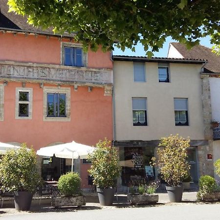 Le Relais De La Tour Hotell Capdenac-Gare Eksteriør bilde
